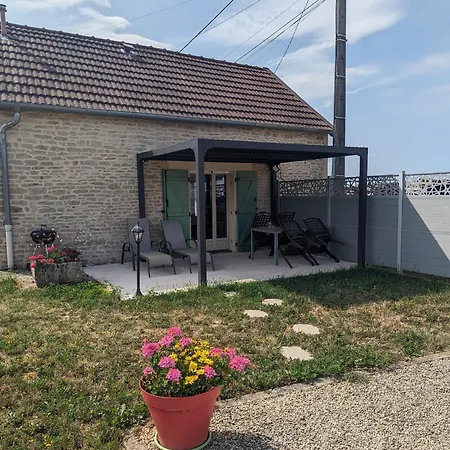 Maison De Caractere Avec Jardin Et Terrasse, Proche Langres - Fr-1-611-39 * Faverolles (Haute-Marne)